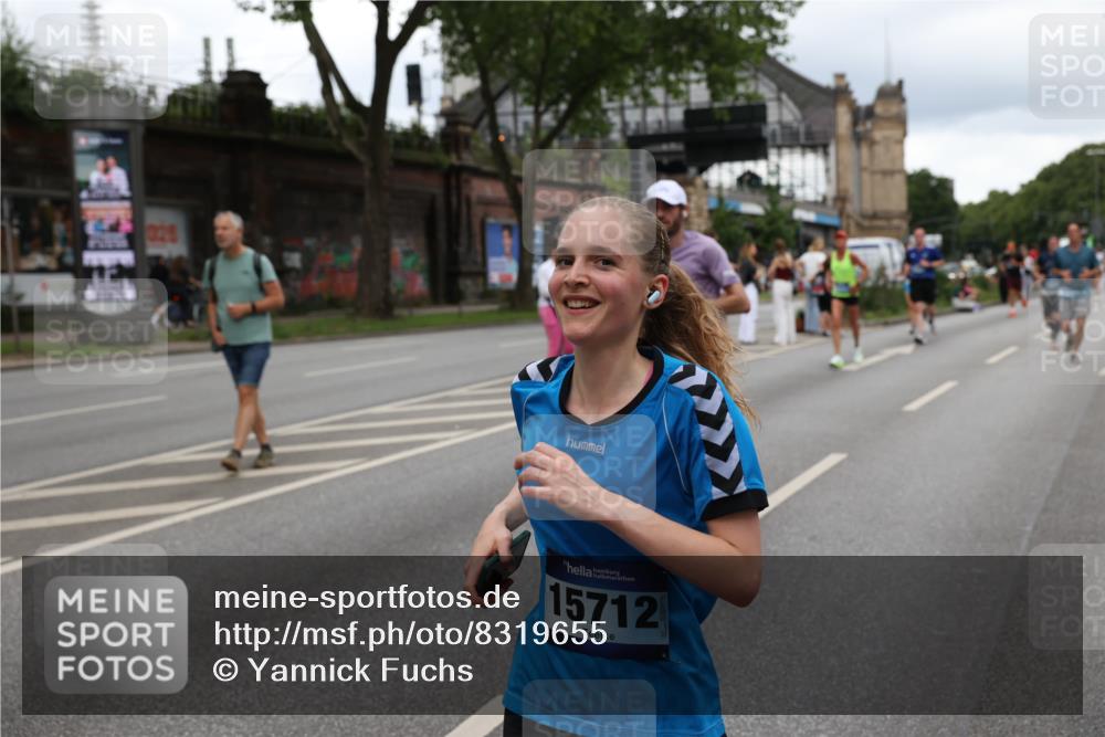 29.06.2025 - hella hamburg halbmarathon Yannick Fuchs http://msf.ph/oto/8319655 29.06.2025 10:50:56 20KM 1387, 1485, 2034, 2282, 2417, 2676, 3413, 3435, 3836, 4167, 4940, 5033, 5728, 6272, 6399, 6416, 6835, 7716, 8393, 8825, 9488, 9577, 9727, 9820, 9907, 9934, 10133, 10212, 11043, 11083, 11212, 11590, 11612, 11832, 12014, 12440, 12523, 13245, 13666, 13863, 14139, 14369, 14678, 15097, 15145, 15712, 15726, 16113, 16257, 16261, 16470, 16830, 16909, 17160, 17617, 17779, 17828, 17848, 18208, 18388, 18652, 19184 meine-sportfotos.de