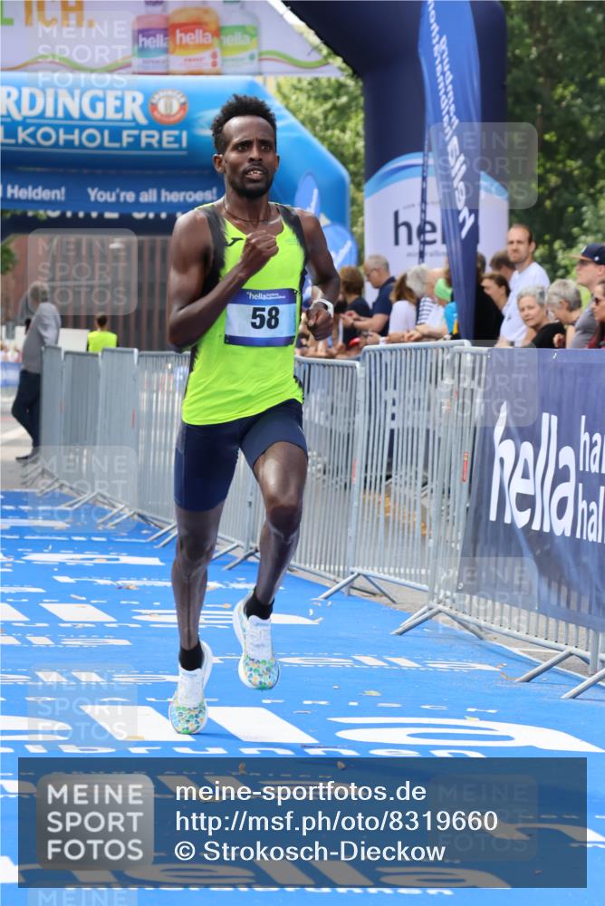 29.06.2025 - hella hamburg halbmarathon Strokosch-Dieckow http://msf.ph/oto/8319660 29.06.2025 10:04:31 Ziel 58, 59 meine-sportfotos.de