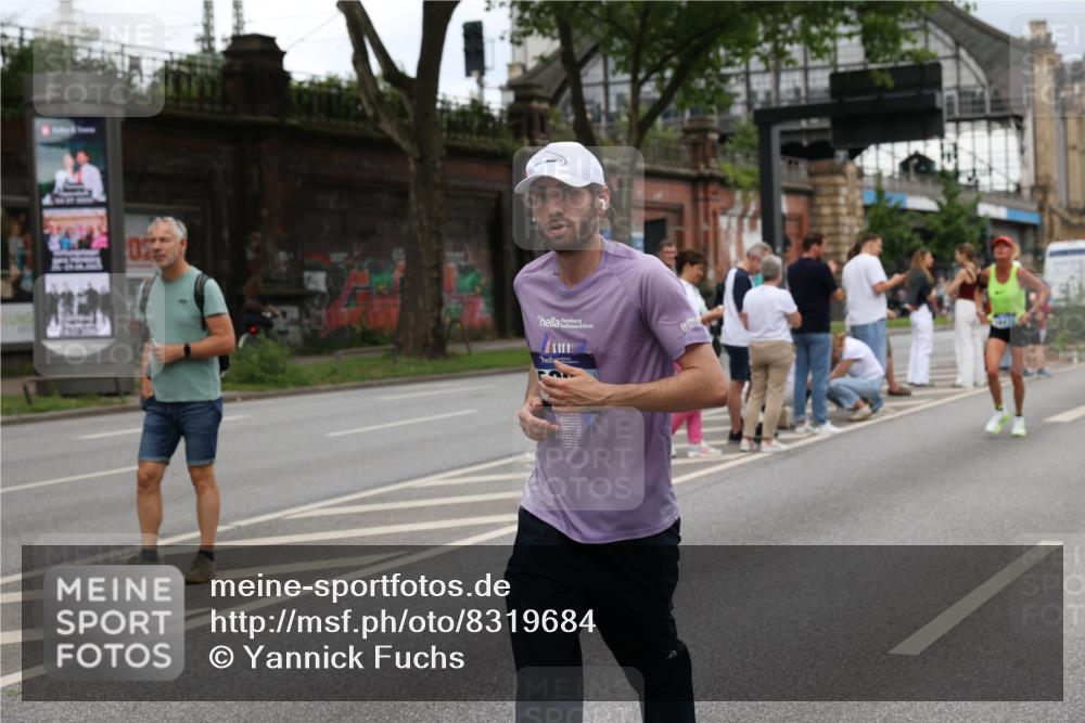 29.06.2025 - hella hamburg halbmarathon Yannick Fuchs http://msf.ph/oto/8319684 29.06.2025 10:50:57 20KM 1387, 1485, 2034, 2282, 2417, 2676, 3435, 3836, 4167, 4940, 5033, 5728, 6272, 6399, 6416, 6835, 7716, 8393, 8825, 9488, 9577, 9727, 9820, 9934, 10133, 10212, 11043, 11083, 11212, 11590, 11612, 11832, 12014, 12440, 12523, 13245, 13666, 13863, 14139, 14369, 15125, 15145, 15712, 15726, 16093, 16113, 16257, 16261, 16470, 16830, 16909, 17160, 17617, 17779, 17828, 17848, 18208, 18388, 18652, 19184 meine-sportfotos.de
