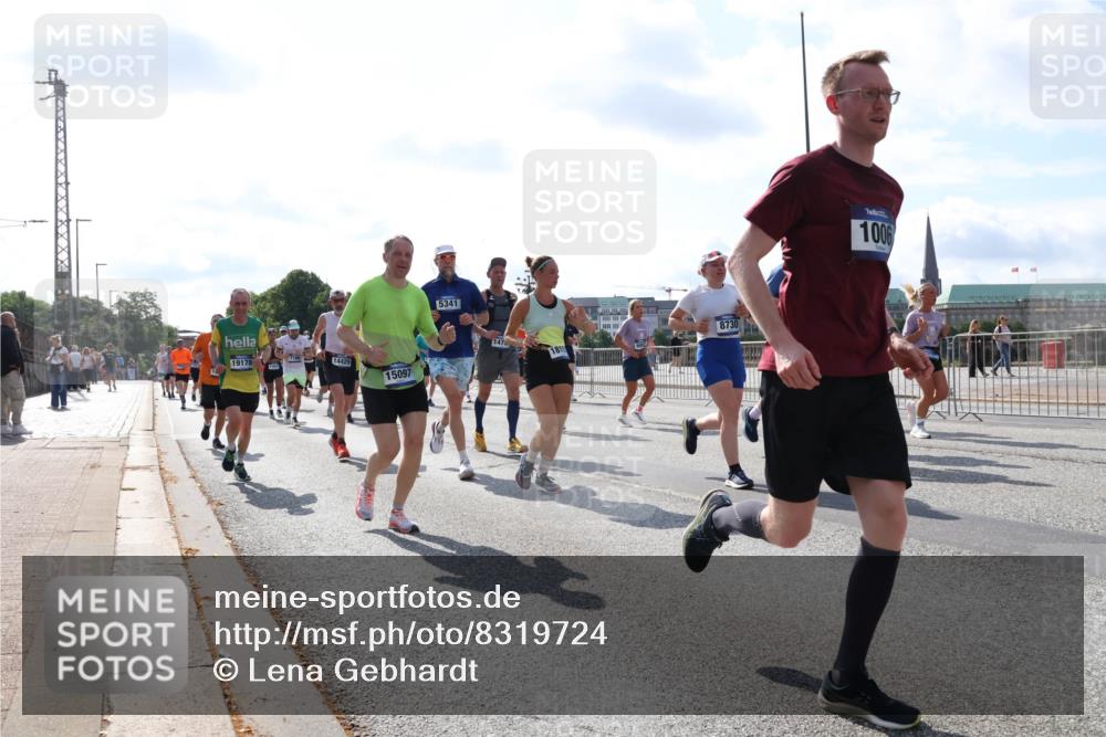 29.06.2025 - hella hamburg halbmarathon Lena Gebhardt http://msf.ph/oto/8319724 29.06.2025 10:00:05 Lombardsbrücke 5341, 1475, 19178, 14429, 1815, 15097, 8730, 1006, 1006, 1019, 1125, 1180, 1239, 1264, 1526, 1834, 1914, 1955, 2027, 2086, 2099, 2159, 2348, 2364, 2391, 2432, 2447, 2582, 2584, 2606, 2652, 2676, 2677, 2730, 2910, 3177, 3181, 3279, 3319, 3668, 3836, 3861, 3898, 4013, 4231, 4426, 4594, 4632, 4772, 4796, 4813, 4837, 5015, 5134, 5272, 5277, 5341, 5728, 6082, 6084, 6104, 6174, 6201, 6202, 6260, 6462, 6470, 6581, 6587, 8330, 9142, 9984, 10031, 11039, 11568, 11844 meine-sportfotos.de
