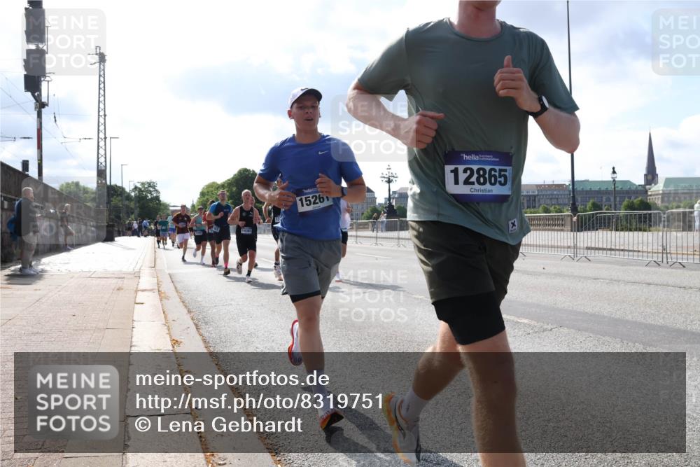 29.06.2025 - hella hamburg halbmarathon Lena Gebhardt http://msf.ph/oto/8319751 29.06.2025 09:47:56 Lombardsbrücke 14387, 13, 1526, 12865, 36665, 1164, 1217, 1385, 1562, 1743, 2196, 2296, 2404, 2714, 2851, 3959, 4602, 5091, 5092, 5315, 5923, 6684, 6829, 6990, 8084, 8362, 8395, 8901, 9178, 9944, 10384, 10900, 10968, 11019, 11202, 11227, 11559, 11620, 11745, 12290, 12462, 12704, 12751, 12865, 13029, 13419, 13514, 13595, 13798, 13854, 14387, 14459, 14601, 14908, 14934, 14952, 15015, 15261, 15415, 15701, 15965, 16123, 16158, 16964, 17154, 18419 meine-sportfotos.de
