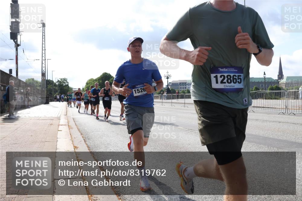 29.06.2025 - hella hamburg halbmarathon Lena Gebhardt http://msf.ph/oto/8319762 29.06.2025 09:47:56 Lombardsbrücke 14387, 1526, 12865, 38880, 1164, 1217, 1385, 1562, 1743, 2196, 2296, 2404, 2714, 2851, 3959, 4602, 5091, 5092, 5315, 5923, 6684, 6829, 6990, 8084, 8362, 8395, 8901, 9178, 9944, 10384, 10900, 10968, 11019, 11202, 11227, 11559, 11620, 11745, 12290, 12462, 12704, 12751, 12865, 13029, 13419, 13514, 13595, 13798, 13854, 14387, 14459, 14601, 14908, 14934, 14952, 15015, 15261, 15415, 15701, 15965, 16123, 16158, 16964, 17154, 18419 meine-sportfotos.de