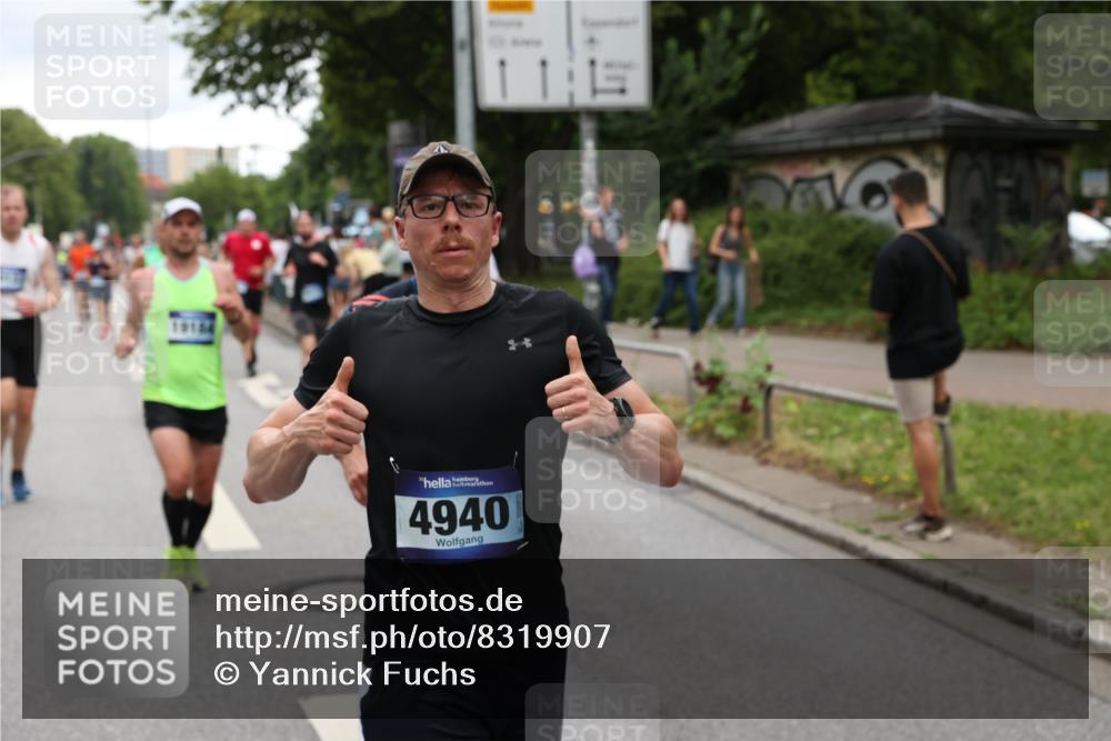 29.06.2025 - hella hamburg halbmarathon Yannick Fuchs http://msf.ph/oto/8319907 29.06.2025 10:50:58 20KM 1387, 1485, 2034, 2282, 2417, 2676, 3435, 3836, 4167, 4940, 5033, 5728, 6272, 6416, 6835, 7716, 8393, 8825, 9488, 9577, 9727, 9820, 10133, 10212, 11043, 11083, 11212, 11590, 11612, 11832, 12014, 12440, 12523, 13245, 13523, 13863, 14139, 14369, 15125, 15145, 15712, 15726, 16093, 16113, 16257, 16261, 16470, 16830, 16909, 17160, 17201, 17617, 17769, 17779, 17828, 17848, 18208, 18388, 18652, 19184 meine-sportfotos.de