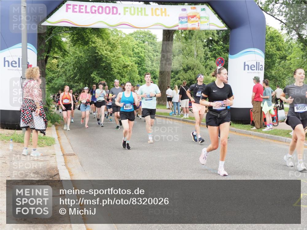 29.06.2025 - hella hamburg halbmarathon MichiJ http://msf.ph/oto/8320026 29.06.2025 11:04:42 Zwischen KM18-KM19 1137, 1521, 2834, 3733, 6086, 8857, 9505, 9549, 11698, 12548, 12552, 12629, 12683, 12694, 13851, 14738, 15203, 15322, 17027, 17052, 17166 meine-sportfotos.de