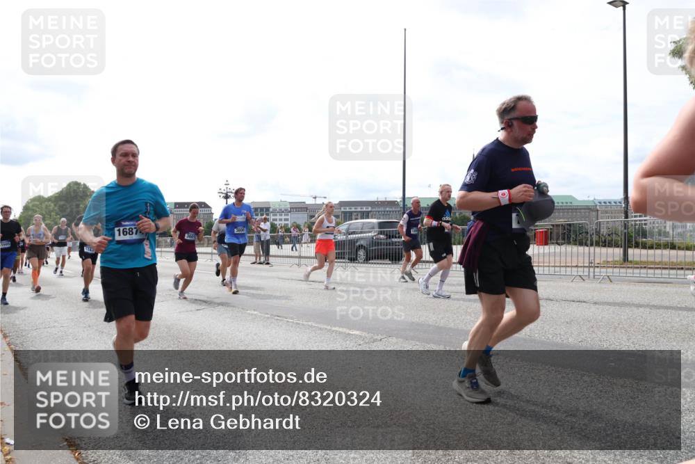 29.06.2025 - hella hamburg halbmarathon Lena Gebhardt http://msf.ph/oto/8320324 29.06.2025 10:22:47 Lombardsbrücke 1665, 5343, 1687, 1029, 1187, 1598, 1853, 2022, 2294, 2351, 2479, 2766, 2886, 3003, 3029, 3034, 3108, 3430, 3457, 3511, 3600, 3601, 3910, 3946, 4113, 4114, 4131, 4556, 4559, 4829, 4969, 5079, 5223, 5343, 5629, 5798, 5838, 6030, 6048, 6049, 6303, 6347, 6578, 6784, 6785, 6820, 6826, 6899, 7097, 7188, 7190, 7266, 7276, 7529, 7794, 7891, 7925, 8355, 8511, 8855, 8931, 9133, 9256, 9913, 10205, 10826, 12190, 13560, 13921, 14041, 14525, 14801 meine-sportfotos.de