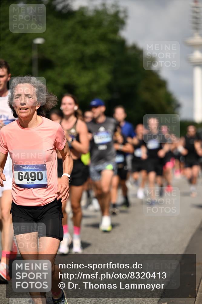 29.06.2025 - hella hamburg halbmarathon Dr. Thomas Lammeyer http://msf.ph/oto/8320413 29.06.2025 09:55:28 Kennedybrücke 1312, 1353, 1569, 1763, 1903, 1920, 2653, 2880, 3437, 3697, 4297, 4991, 4999, 5014, 5047, 5129, 5690, 5987, 6490, 6700, 6770, 7092, 7105, 8074, 8346, 8359, 8900, 9114, 9358, 9364, 9547, 9659, 10319, 10480, 10669, 10978, 11021 meine-sportfotos.de