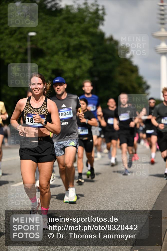 29.06.2025 - hella hamburg halbmarathon Dr. Thomas Lammeyer http://msf.ph/oto/8320442 29.06.2025 09:55:28 Kennedybrücke 1312, 1353, 1569, 1763, 1903, 1920, 2653, 2880, 3437, 3697, 4297, 4991, 4999, 5014, 5047, 5129, 5690, 5987, 6490, 6700, 6770, 7092, 7105, 8074, 8346, 8359, 8900, 9114, 9358, 9364, 9547, 9659, 10319, 10480, 10669, 10978, 11021 meine-sportfotos.de