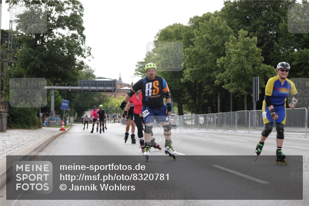 29.06.2025 - hella hamburg halbmarathon Jannik Wohlers http://msf.ph/oto/8320781 29.06.2025 09:00:17 Lombardsbrücke  meine-sportfotos.de