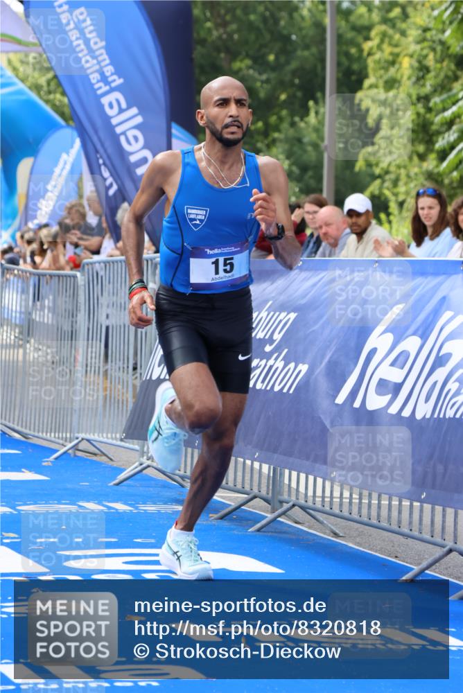 29.06.2025 - hella hamburg halbmarathon Strokosch-Dieckow http://msf.ph/oto/8320818 29.06.2025 10:04:07 Ziel 15 meine-sportfotos.de