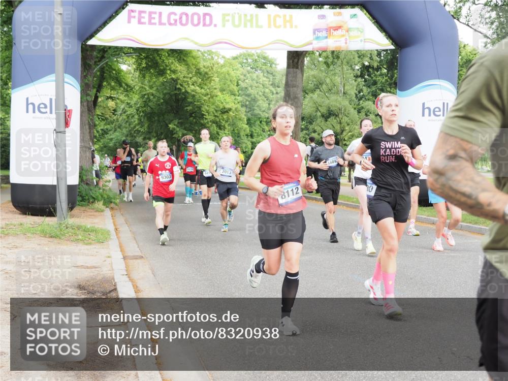 29.06.2025 - hella hamburg halbmarathon MichiJ http://msf.ph/oto/8320938 29.06.2025 10:37:15 Zwischen KM18-KM19 2013, 2020, 2880, 3562, 4247, 7100, 8112, 8437, 8454, 8921, 9031, 9303, 9491, 9597, 10859, 10860, 11819, 12203, 12421, 15950, 16738, 16891 meine-sportfotos.de
