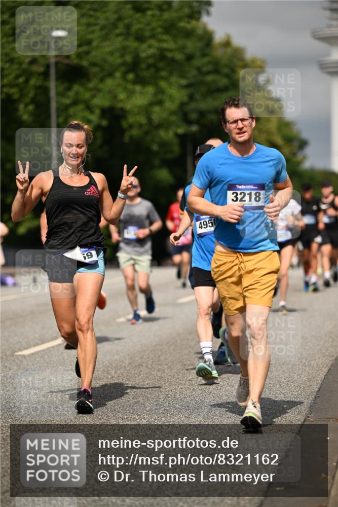 29.06.2025 - hella hamburg halbmarathon Dr. Thomas Lammeyer http://msf.ph/oto/8321162 29.06.2025 10:17:24 Kennedybrücke 1007, 1859, 2055, 2359, 2721, 2904, 2961, 2987, 3218, 3729, 4950, 5232, 6026, 6207, 7346, 7460, 8279, 8913, 9128, 9612 meine-sportfotos.de