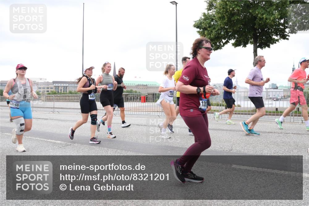 29.06.2025 - hella hamburg halbmarathon Lena Gebhardt http://msf.ph/oto/8321201 29.06.2025 10:57:21 Lombardsbrücke 14148, 448, 4611, 128, 120, 1207, 1643, 2041, 2370, 2871, 2932, 3195, 3385, 3387, 3388, 3433, 3470, 3485, 3723, 3750, 3851, 4086, 4106, 4180, 4197, 4241, 4485, 4568, 4569, 4611, 4998, 5057, 5117, 5316, 5632, 5639, 5736, 5738, 6053, 6284, 6827, 6832, 6857, 6981, 7416, 7417, 7592, 7720, 7728, 7787, 7964, 8035, 8039, 8197, 8224, 8287, 8386, 8540, 8546, 8552, 8679, 8708, 8851, 8853, 8873, 9110, 9233, 9298, 9299, 9318, 9496 meine-sportfotos.de
