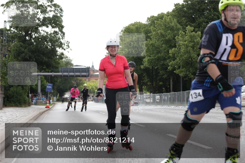 29.06.2025 - hella hamburg halbmarathon Jannik Wohlers http://msf.ph/oto/8321214 29.06.2025 09:00:18 Lombardsbrücke  meine-sportfotos.de