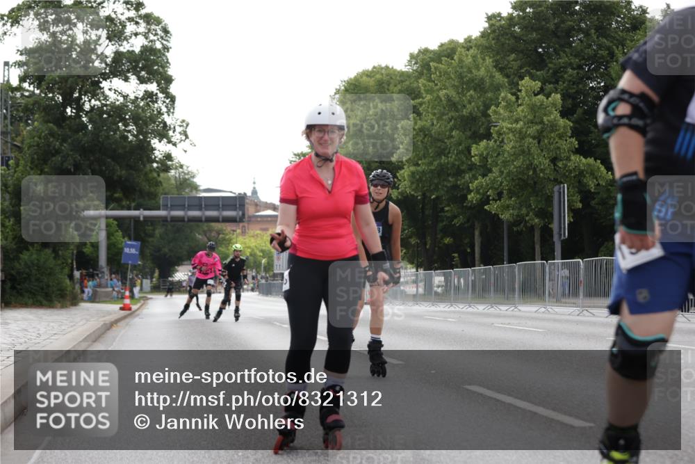 29.06.2025 - hella hamburg halbmarathon Jannik Wohlers http://msf.ph/oto/8321312 29.06.2025 09:00:18 Lombardsbrücke  meine-sportfotos.de