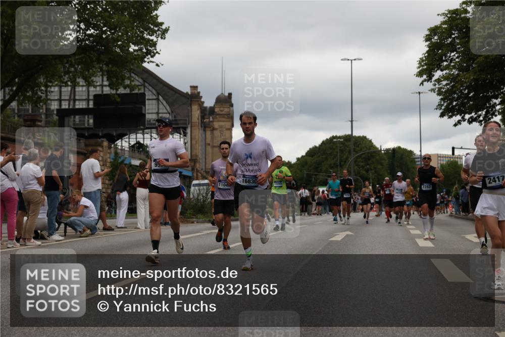29.06.2025 - hella hamburg halbmarathon Yannick Fuchs http://msf.ph/oto/8321565 29.06.2025 10:51:08 20KM 1387, 1485, 1715, 1719, 1972, 2034, 2282, 2417, 2652, 2676, 3435, 4167, 4261, 5033, 5728, 6272, 6720, 7269, 8744, 9577, 10133, 11043, 11590, 11612, 11832, 12774, 13245, 13376, 13523, 13863, 14361, 14369, 14737, 14881, 14951, 15090, 15110, 15125, 15145, 15220, 15664, 15726, 16093, 16470, 16830, 16909, 17160, 17201, 17617, 17758, 17769, 17779, 17828, 17848, 18388, 19184 meine-sportfotos.de