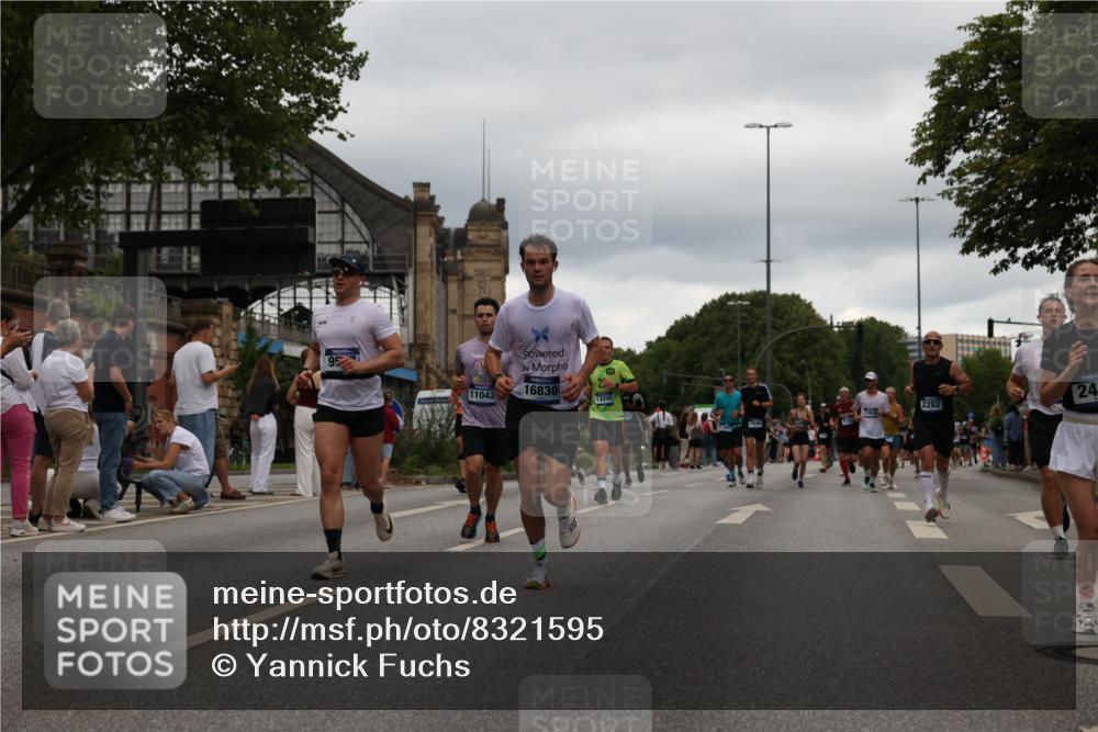 29.06.2025 - hella hamburg halbmarathon Yannick Fuchs http://msf.ph/oto/8321595 29.06.2025 10:51:08 20KM 1387, 1485, 1715, 1719, 1972, 2034, 2282, 2417, 2652, 2676, 3435, 4167, 4261, 5033, 5728, 6272, 6720, 7269, 8744, 9577, 10133, 11043, 11590, 11612, 11832, 12774, 13245, 13376, 13523, 13863, 14361, 14369, 14737, 14881, 14951, 15090, 15110, 15125, 15145, 15220, 15664, 15726, 16093, 16470, 16830, 16909, 17160, 17201, 17617, 17758, 17769, 17779, 17828, 17848, 18388, 19184 meine-sportfotos.de