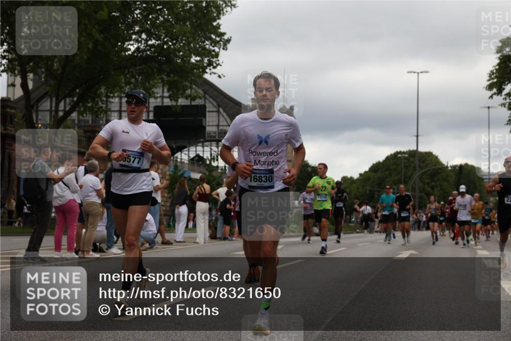 29.06.2025 - hella hamburg halbmarathon Yannick Fuchs http://msf.ph/oto/8321650 29.06.2025 10:51:09 20KM 1387, 1485, 1715, 1719, 1972, 2282, 2417, 2652, 2676, 3435, 4167, 4261, 5015, 5033, 5134, 5457, 5458, 5728, 6272, 6720, 7159, 7269, 8744, 9577, 10133, 11043, 11590, 11612, 11832, 12774, 13245, 13376, 13523, 13863, 14361, 14369, 14737, 14881, 14951, 15090, 15110, 15125, 15145, 15220, 15664, 15726, 16093, 16470, 16830, 16909, 17160, 17201, 17617, 17758, 17769, 17779, 17828, 17848, 18388 meine-sportfotos.de