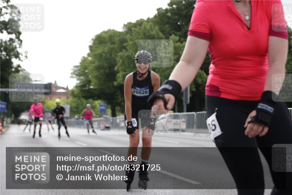 29.06.2025 - hella hamburg halbmarathon Jannik Wohlers http://msf.ph/oto/8321725 29.06.2025 09:00:19 Lombardsbrücke  meine-sportfotos.de