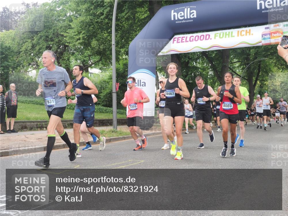29.06.2025 - hella hamburg halbmarathon KatJ http://msf.ph/oto/8321924 29.06.2025 10:46:02 Zwischen KM18-KM19 2957, 3181, 6208, 7259, 8089 meine-sportfotos.de