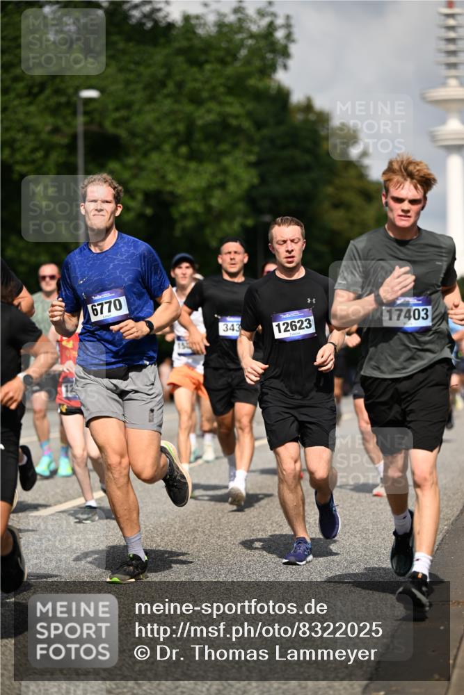 29.06.2025 - hella hamburg halbmarathon Dr. Thomas Lammeyer http://msf.ph/oto/8322025 29.06.2025 09:55:30 Kennedybrücke 1312, 1353, 1569, 1763, 1920, 2653, 2880, 3437, 3697, 4297, 4991, 5014, 5047, 5129, 5690, 5987, 6490, 6700, 6770, 7092, 8074, 8359, 8900, 9114, 9358, 9547, 9659, 10319, 10480, 10669, 10978, 11021 meine-sportfotos.de