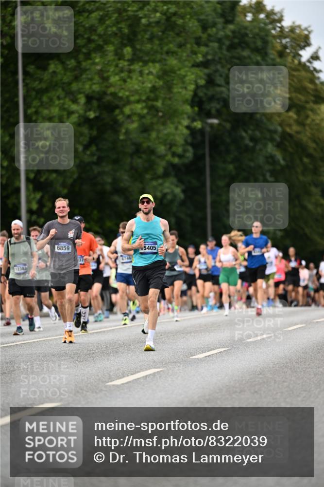 29.06.2025 - hella hamburg halbmarathon Dr. Thomas Lammeyer http://msf.ph/oto/8322039 29.06.2025 10:39:15 Kennedybrücke 1417, 1497, 1821, 1849, 2265, 2482, 3130, 3409, 4564, 4884, 5027, 5793, 6335, 6571, 6746, 6803, 6859, 7020, 7386, 7733, 8369, 9164, 9248, 9342, 10335, 10393, 10464, 10606 meine-sportfotos.de