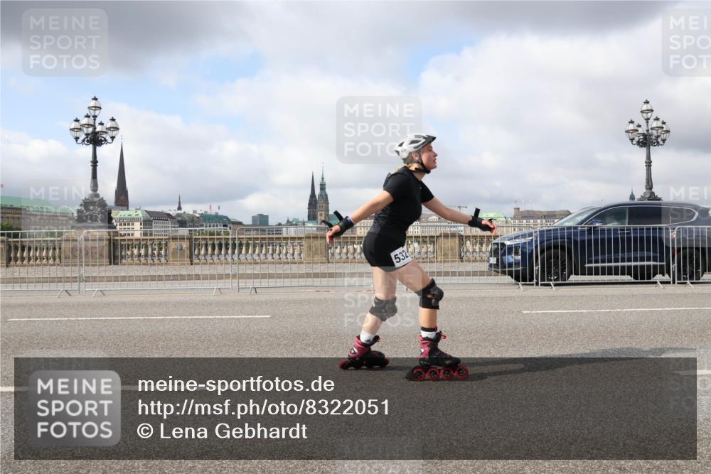 29.06.2025 - hella hamburg halbmarathon Lena Gebhardt http://msf.ph/oto/8322051 29.06.2025 09:07:45 Lombardsbrücke 532 meine-sportfotos.de