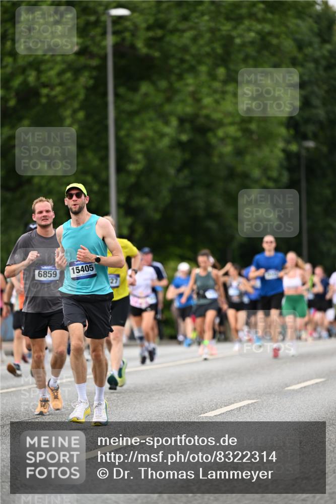 29.06.2025 - hella hamburg halbmarathon Dr. Thomas Lammeyer http://msf.ph/oto/8322314 29.06.2025 10:39:19 Kennedybrücke 1417, 1497, 1821, 1849, 2265, 2482, 3130, 3409, 4564, 4884, 5027, 5793, 6335, 6379, 6571, 6746, 6803, 6859, 7020, 7386, 7733, 8369, 9164, 9248, 9342, 10335, 10358, 10393, 10464, 10606, 11320 meine-sportfotos.de
