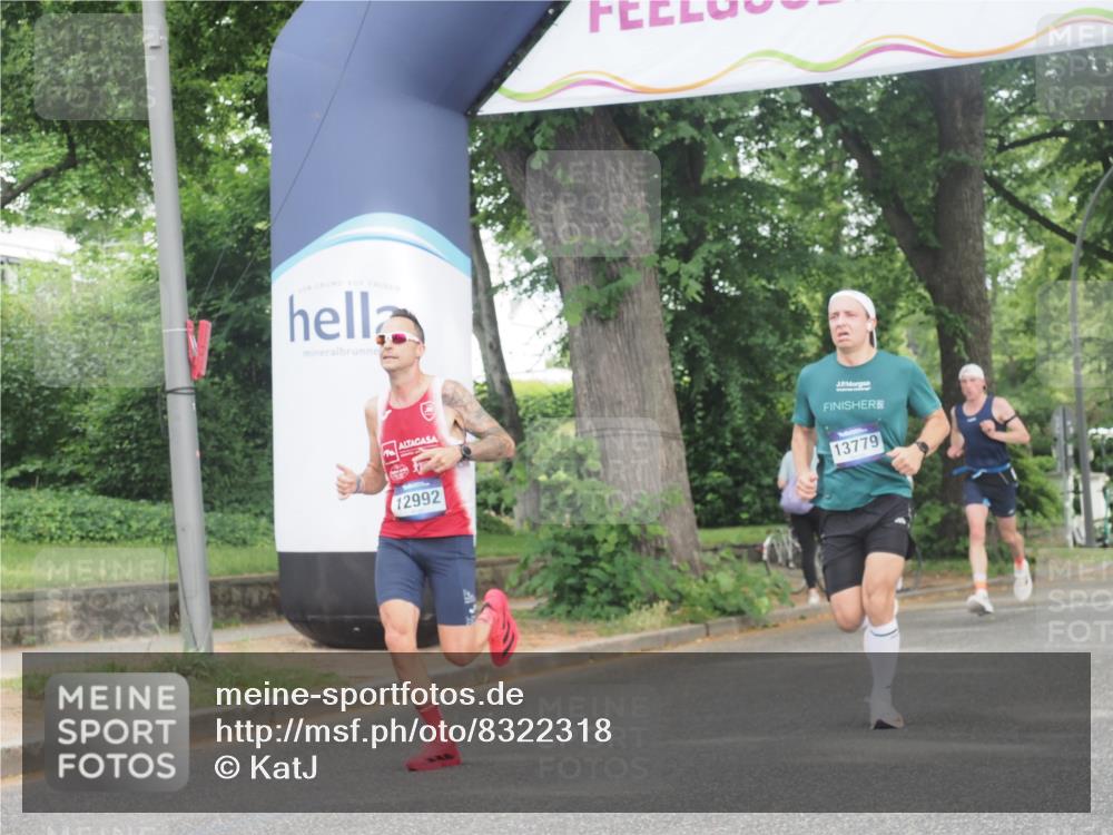 29.06.2025 - hella hamburg halbmarathon KatJ http://msf.ph/oto/8322318 29.06.2025 10:16:38 Zwischen KM18-KM19 7380 meine-sportfotos.de