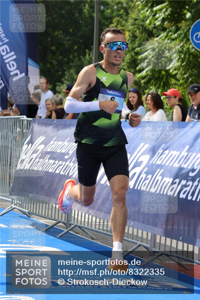 29.06.2025 - hella hamburg halbmarathon Strokosch-Dieckow http://msf.ph/oto/8322335 29.06.2025 10:03:44 Ziel 6, 13 meine-sportfotos.de