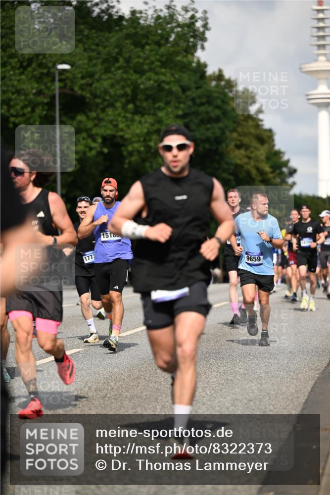 29.06.2025 - hella hamburg halbmarathon Dr. Thomas Lammeyer http://msf.ph/oto/8322373 29.06.2025 09:55:33 Kennedybrücke 1312, 1353, 1569, 1763, 2653, 2880, 3437, 3618, 3697, 4991, 5014, 5047, 5129, 5231, 5690, 5987, 6490, 6700, 6770, 8074, 8359, 8900, 9358, 9547, 9659, 10319, 10480, 10978, 11021, 11062 meine-sportfotos.de