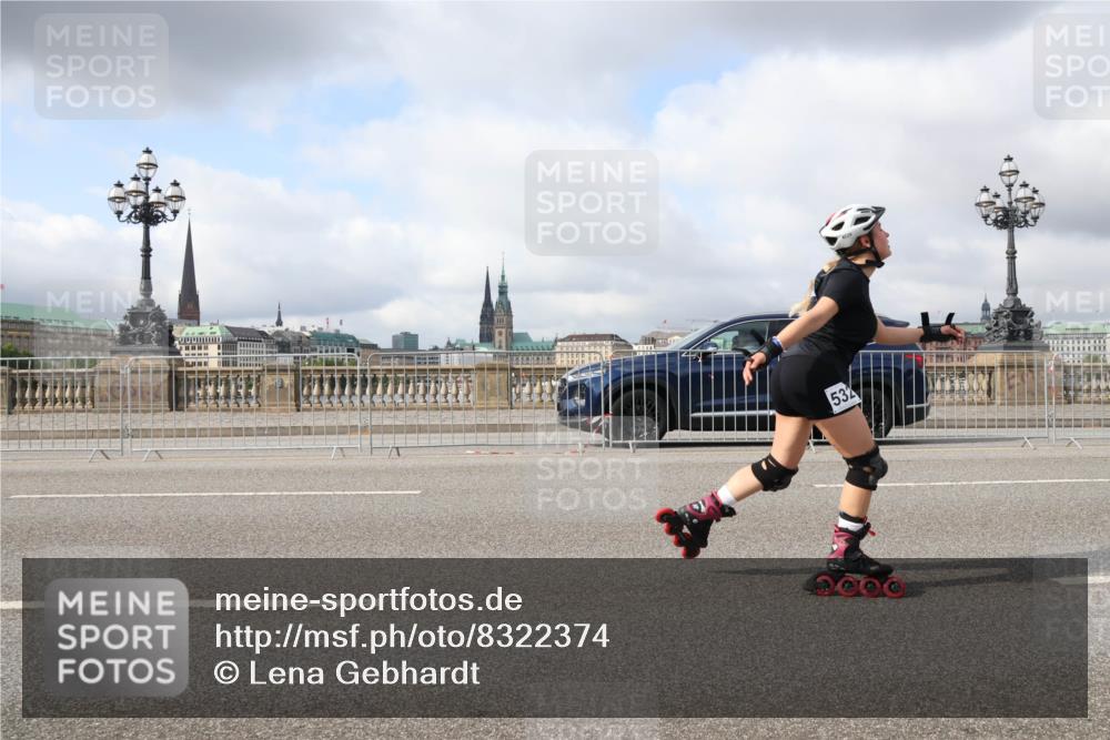 29.06.2025 - hella hamburg halbmarathon Lena Gebhardt http://msf.ph/oto/8322374 29.06.2025 09:07:45 Lombardsbrücke 532 meine-sportfotos.de