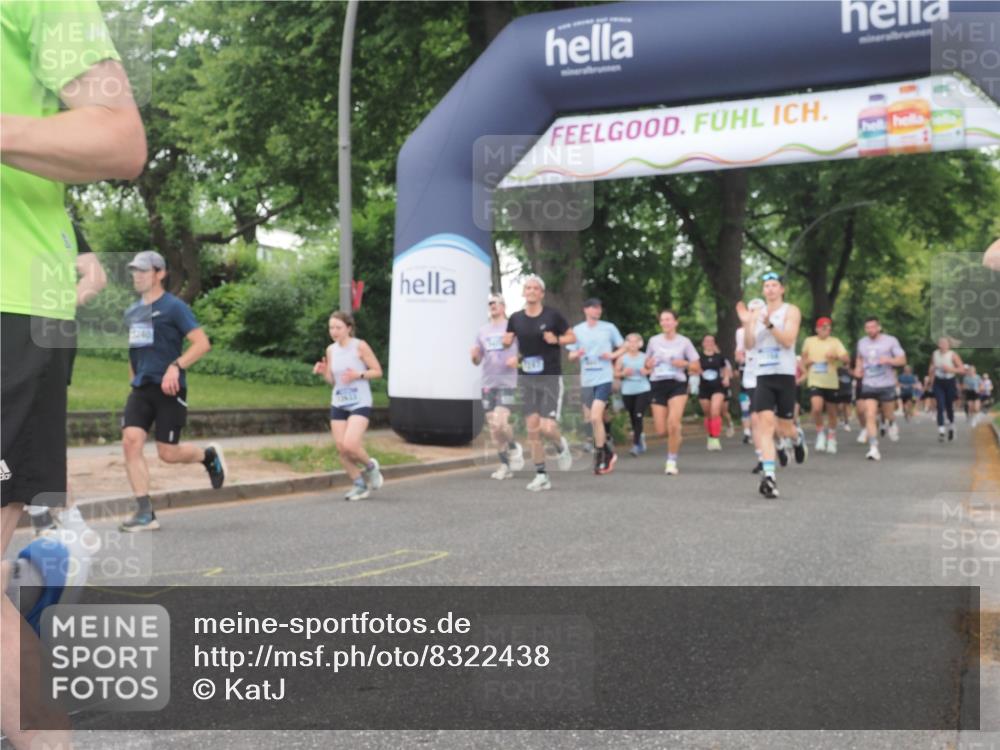 29.06.2025 - hella hamburg halbmarathon KatJ http://msf.ph/oto/8322438 29.06.2025 10:46:05 Zwischen KM18-KM19 2957, 3181, 3425, 6208, 6997, 7259, 7287, 8089 meine-sportfotos.de
