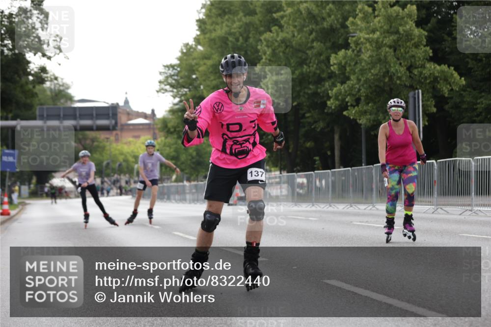 29.06.2025 - hella hamburg halbmarathon Jannik Wohlers http://msf.ph/oto/8322440 29.06.2025 09:00:23 Lombardsbrücke  meine-sportfotos.de