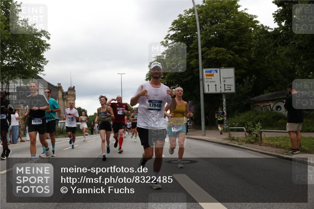 29.06.2025 - hella hamburg halbmarathon Yannick Fuchs http://msf.ph/oto/8322485 29.06.2025 10:51:16 20KM 1200, 1239, 1387, 1563, 1715, 1719, 1972, 2282, 2417, 2652, 4261, 5015, 5134, 5457, 5458, 5728, 6272, 6720, 6892, 7159, 7269, 8744, 9577, 10383, 10408, 11043, 11832, 12144, 12509, 12773, 12774, 13245, 13376, 13523, 13664, 14361, 14737, 14881, 14951, 15090, 15110, 15125, 15189, 15220, 15349, 15664, 16093, 16418, 16830, 16909, 17201, 17758, 17769, 17828, 17848, 18388 meine-sportfotos.de