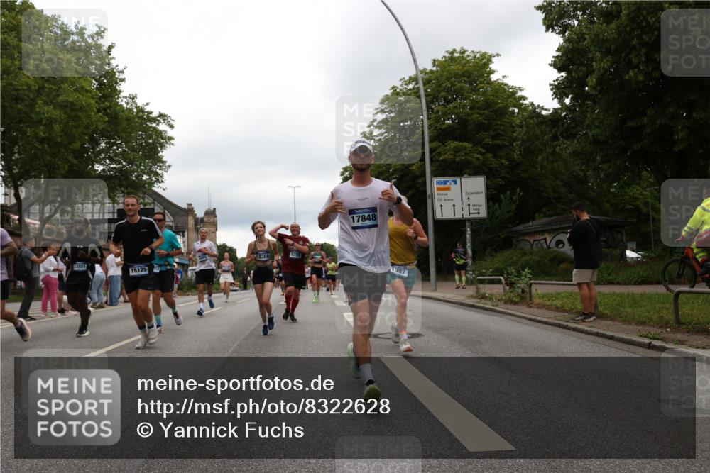 29.06.2025 - hella hamburg halbmarathon Yannick Fuchs http://msf.ph/oto/8322628 29.06.2025 10:51:16 20KM 1200, 1239, 1387, 1563, 1715, 1719, 1972, 2282, 2417, 2652, 4261, 5015, 5134, 5457, 5458, 5728, 6272, 6720, 6892, 7159, 7269, 8744, 9577, 10383, 10408, 11043, 11832, 12144, 12509, 12773, 12774, 13245, 13376, 13523, 13664, 14361, 14737, 14881, 14951, 15090, 15110, 15125, 15189, 15220, 15349, 15664, 16093, 16418, 16830, 16909, 17201, 17758, 17769, 17828, 17848, 18388 meine-sportfotos.de