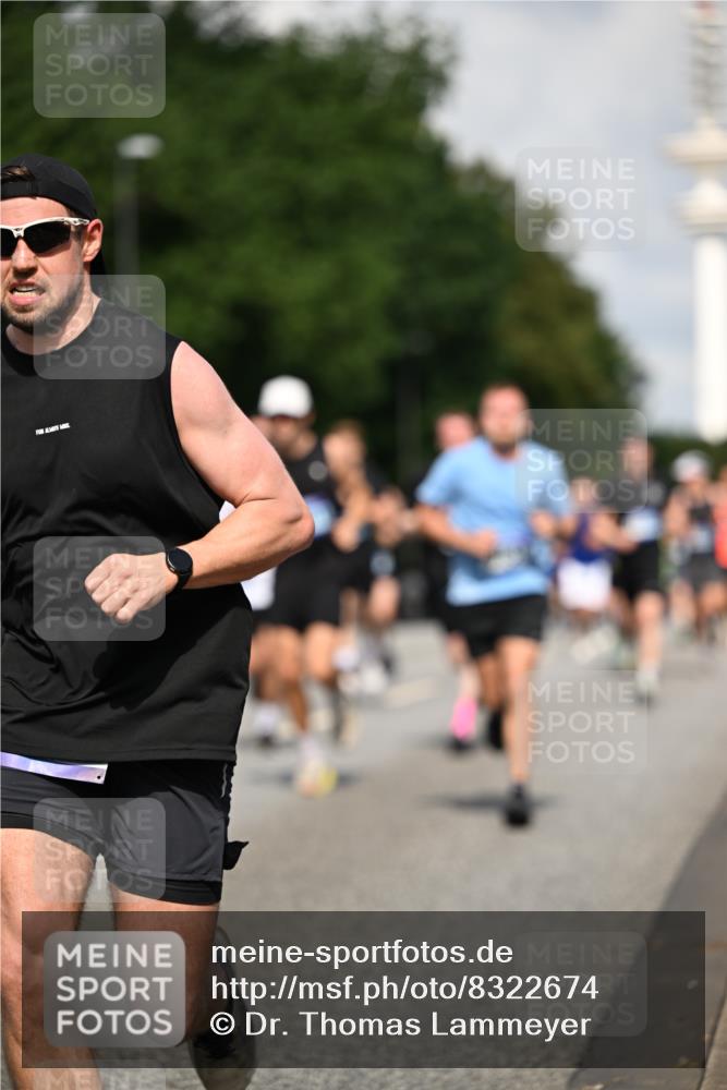 29.06.2025 - hella hamburg halbmarathon Dr. Thomas Lammeyer http://msf.ph/oto/8322674 29.06.2025 09:55:34 Kennedybrücke 1312, 1353, 1569, 1763, 2653, 2880, 3437, 3618, 3697, 4991, 5014, 5047, 5129, 5231, 5690, 5987, 6490, 6700, 6770, 8074, 8359, 8900, 9358, 9547, 9659, 10319, 10480, 10978, 11021, 11062 meine-sportfotos.de