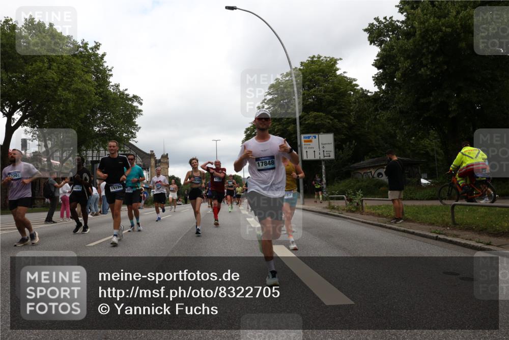 29.06.2025 - hella hamburg halbmarathon Yannick Fuchs http://msf.ph/oto/8322705 29.06.2025 10:51:16 20KM 1200, 1239, 1387, 1563, 1715, 1719, 1972, 2282, 2417, 2652, 4261, 5015, 5134, 5457, 5458, 5728, 6272, 6720, 6892, 7159, 7269, 8744, 9577, 10383, 10408, 11043, 11832, 12144, 12509, 12773, 12774, 13245, 13376, 13523, 13664, 14361, 14737, 14881, 14951, 15090, 15110, 15125, 15189, 15220, 15349, 15664, 16093, 16418, 16830, 16909, 17201, 17758, 17769, 17828, 17848, 18388 meine-sportfotos.de