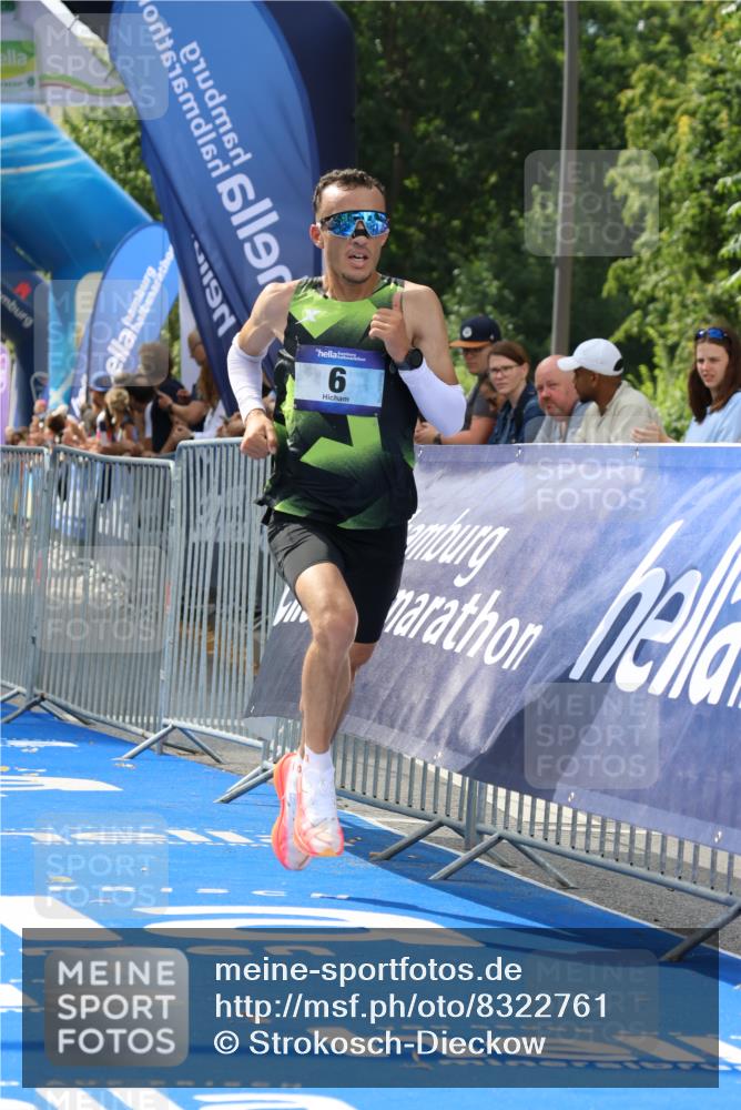 29.06.2025 - hella hamburg halbmarathon Strokosch-Dieckow http://msf.ph/oto/8322761 29.06.2025 10:03:43 Ziel 6 meine-sportfotos.de