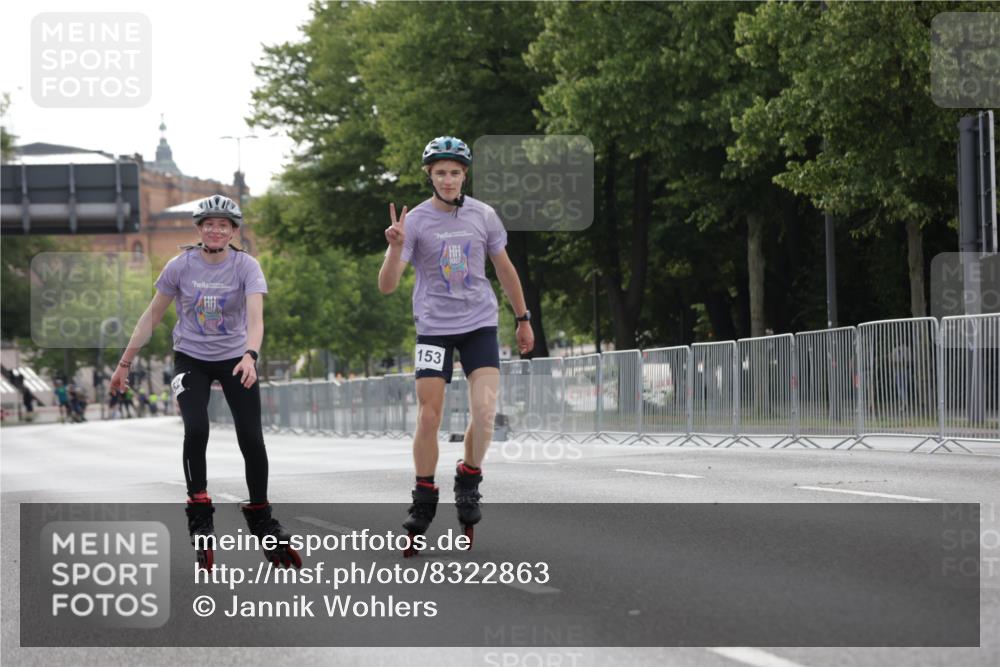 29.06.2025 - hella hamburg halbmarathon Jannik Wohlers http://msf.ph/oto/8322863 29.06.2025 09:00:26 Lombardsbrücke  meine-sportfotos.de
