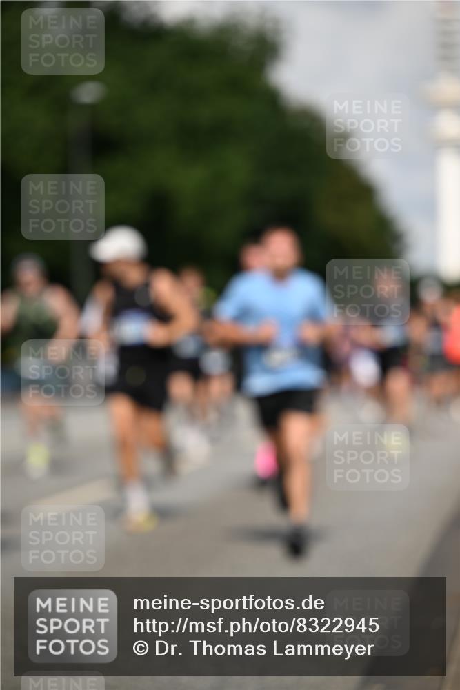 29.06.2025 - hella hamburg halbmarathon Dr. Thomas Lammeyer http://msf.ph/oto/8322945 29.06.2025 09:55:35 Kennedybrücke 1312, 1353, 1569, 1763, 2653, 2880, 3437, 3618, 3697, 4565, 4991, 5014, 5047, 5129, 5231, 5690, 5987, 6490, 6700, 6770, 8074, 8359, 8564, 8900, 9358, 9547, 9659, 10319, 10978, 11021, 11062 meine-sportfotos.de