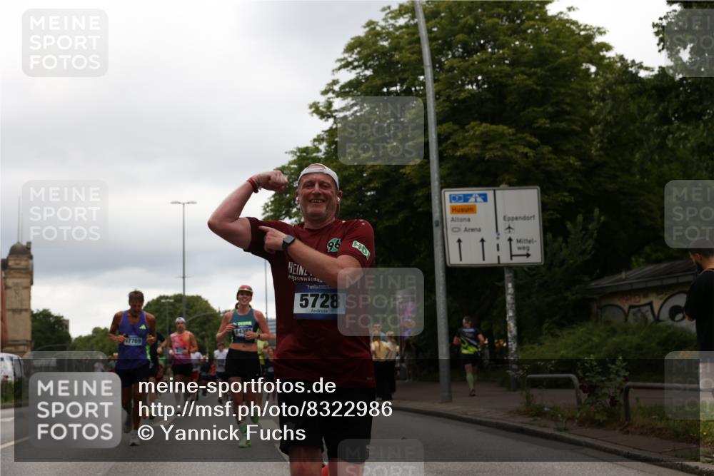 29.06.2025 - hella hamburg halbmarathon Yannick Fuchs http://msf.ph/oto/8322986 29.06.2025 10:51:17 20KM 1200, 1239, 1387, 1563, 1715, 1719, 1972, 2282, 2417, 2652, 3575, 4261, 5015, 5134, 5391, 5457, 5458, 5728, 6720, 6892, 7159, 7269, 8744, 9577, 10383, 10408, 11043, 11832, 12144, 12509, 12773, 12774, 13245, 13376, 13523, 13664, 14361, 14737, 14881, 14951, 15090, 15110, 15125, 15189, 15220, 15349, 15664, 16093, 16418, 16830, 16909, 17201, 17758, 17769, 17828, 17848, 18388 meine-sportfotos.de