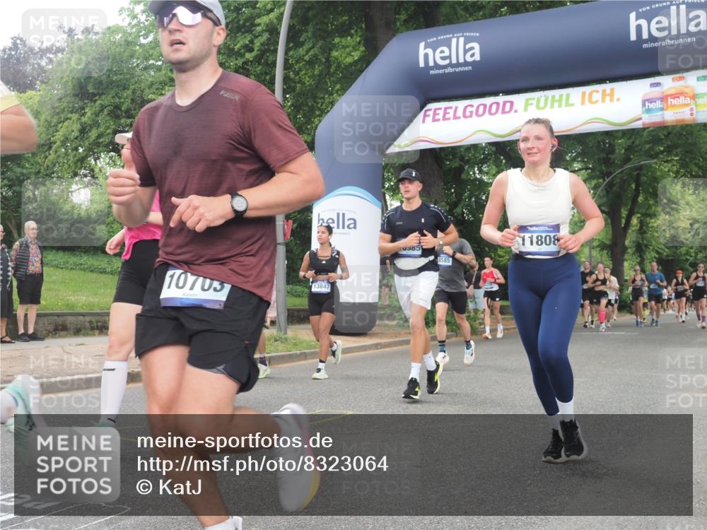 29.06.2025 - hella hamburg halbmarathon KatJ http://msf.ph/oto/8323064 29.06.2025 10:46:10 Zwischen KM18-KM19 3425, 3983, 4502, 6997, 7065, 7287, 8585 meine-sportfotos.de