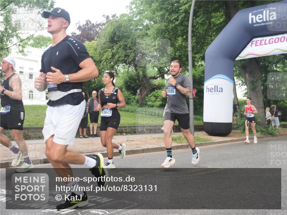 29.06.2025 - hella hamburg halbmarathon KatJ http://msf.ph/oto/8323131 29.06.2025 10:46:11 Zwischen KM18-KM19 3425, 3983, 4502, 6997, 7065, 7287, 8585 meine-sportfotos.de
