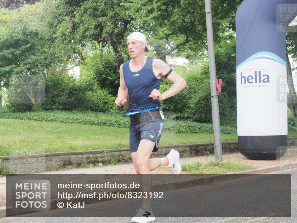 29.06.2025 - hella hamburg halbmarathon KatJ http://msf.ph/oto/8323192 29.06.2025 10:16:41 Zwischen KM18-KM19 7380 meine-sportfotos.de