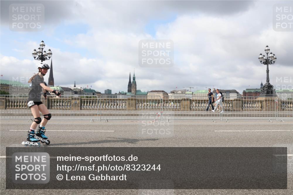 29.06.2025 - hella hamburg halbmarathon Lena Gebhardt http://msf.ph/oto/8323244 29.06.2025 09:08:09 Lombardsbrücke 241, 4110 meine-sportfotos.de