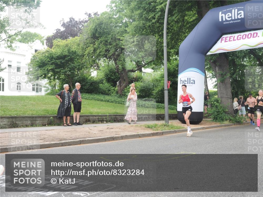 29.06.2025 - hella hamburg halbmarathon KatJ http://msf.ph/oto/8323284 29.06.2025 10:46:12 Zwischen KM18-KM19 3425, 3983, 4502, 6997, 7065, 8585 meine-sportfotos.de