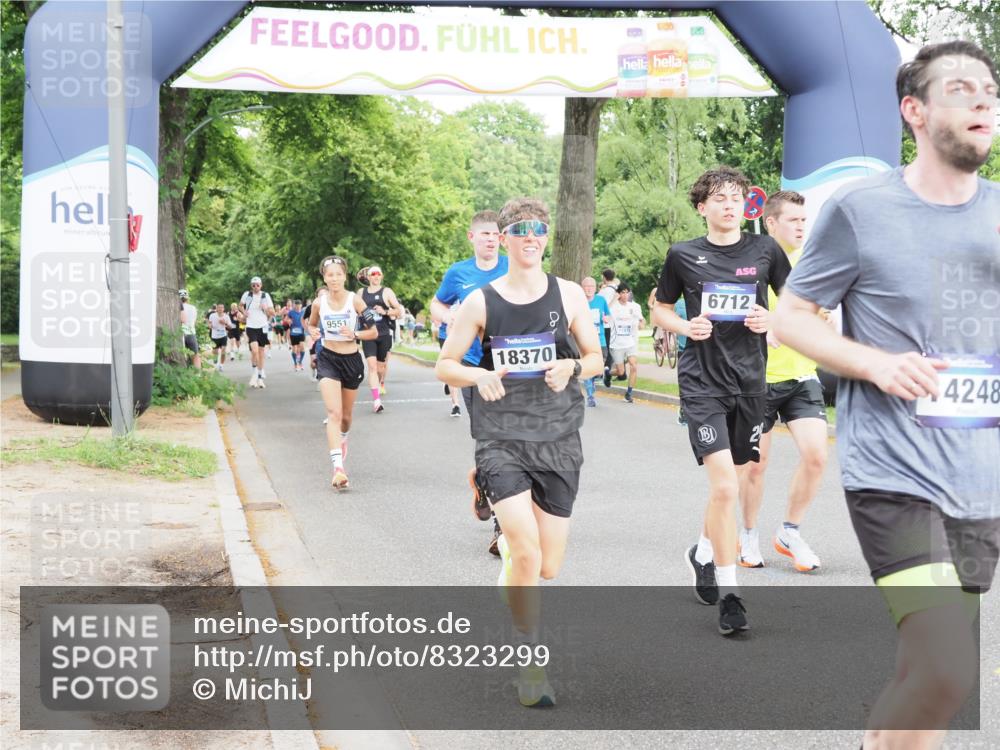 29.06.2025 - hella hamburg halbmarathon MichiJ http://msf.ph/oto/8323299 29.06.2025 10:37:27 Zwischen KM18-KM19 1216, 1381, 4261, 5978, 6712, 9695, 13159, 13225, 13688, 14012, 14248, 15523, 15620, 16731, 18064, 18370, 18489, 19020 meine-sportfotos.de