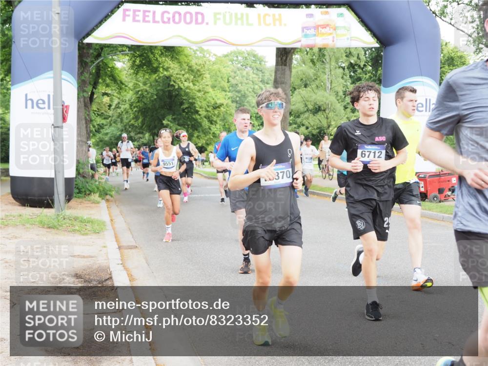 29.06.2025 - hella hamburg halbmarathon MichiJ http://msf.ph/oto/8323352 29.06.2025 10:37:27 Zwischen KM18-KM19 1216, 1381, 4261, 5978, 6712, 9695, 13159, 13225, 13688, 14012, 14248, 15523, 15620, 16731, 18064, 18370, 18489, 19020 meine-sportfotos.de