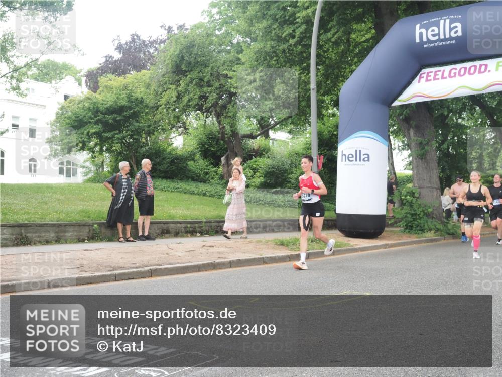 29.06.2025 - hella hamburg halbmarathon KatJ http://msf.ph/oto/8323409 29.06.2025 10:46:13 Zwischen KM18-KM19 2780, 3983, 4502, 6220, 7065, 8585 meine-sportfotos.de