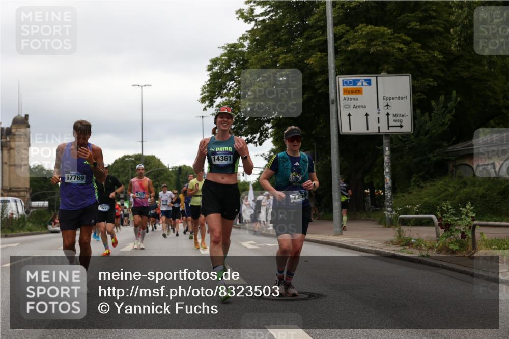 29.06.2025 - hella hamburg halbmarathon Yannick Fuchs http://msf.ph/oto/8323503 29.06.2025 10:51:19 20KM 1200, 1239, 1387, 1563, 1715, 1719, 1972, 2236, 2282, 2652, 3575, 4261, 5015, 5134, 5391, 5457, 5458, 5728, 6720, 6892, 7159, 7269, 8744, 9450, 10383, 10408, 11832, 12144, 12509, 12773, 12774, 13245, 13376, 13523, 13664, 14361, 14737, 14881, 14951, 15090, 15110, 15125, 15189, 15220, 15349, 15664, 16093, 16418, 16830, 16909, 17201, 17758, 17769, 17848, 18388, 18508 meine-sportfotos.de